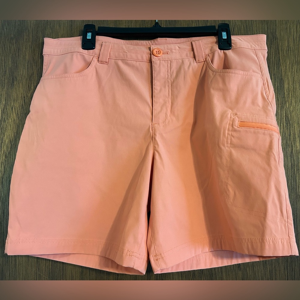 Women’s Eddie Bauer Rainier Waterproof Active Shorts